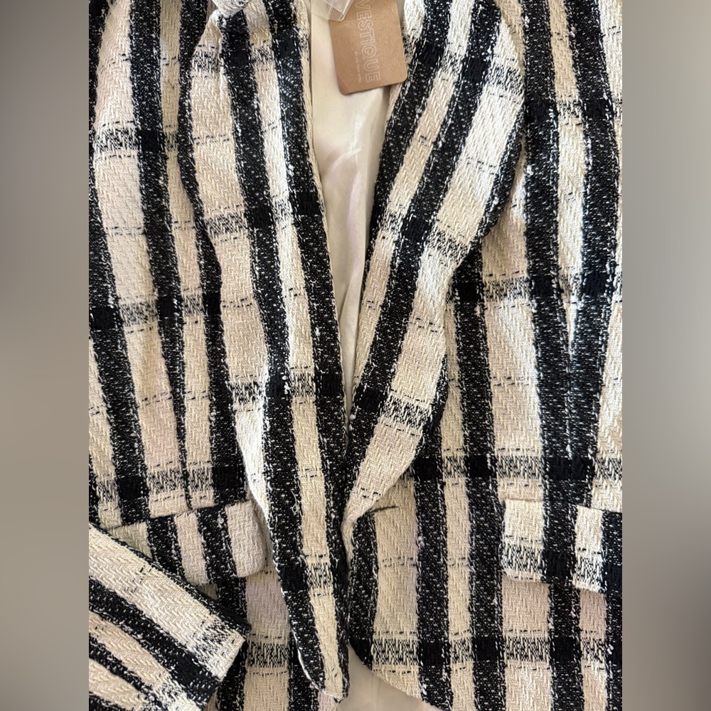 VESTIQUE BECCA BLAZER SIZE S - Picture 3 of 6